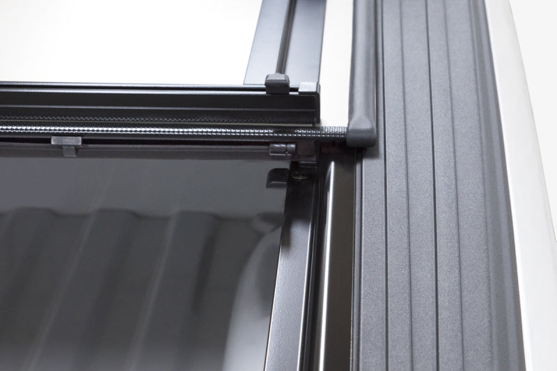 Access LOMAX Professional Series Tri-Fold Cover 02-18 Dodge/Ram 1500 5ft 7in Bed (w/o Rambox) B0040019