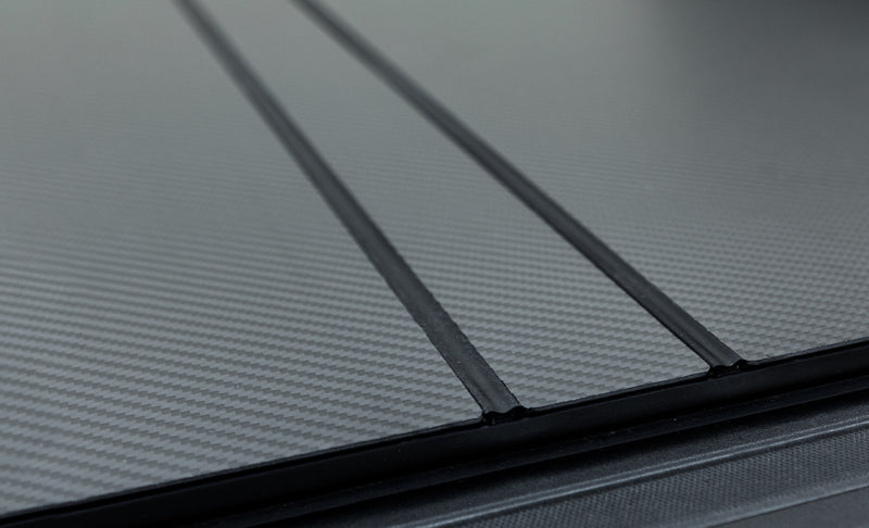 Access LOMAX Stance Hard Cover 2017+ Ford Super Duty F-250/ F-350/ F-450 6ft 8in Box Carbon Fiber G5010049