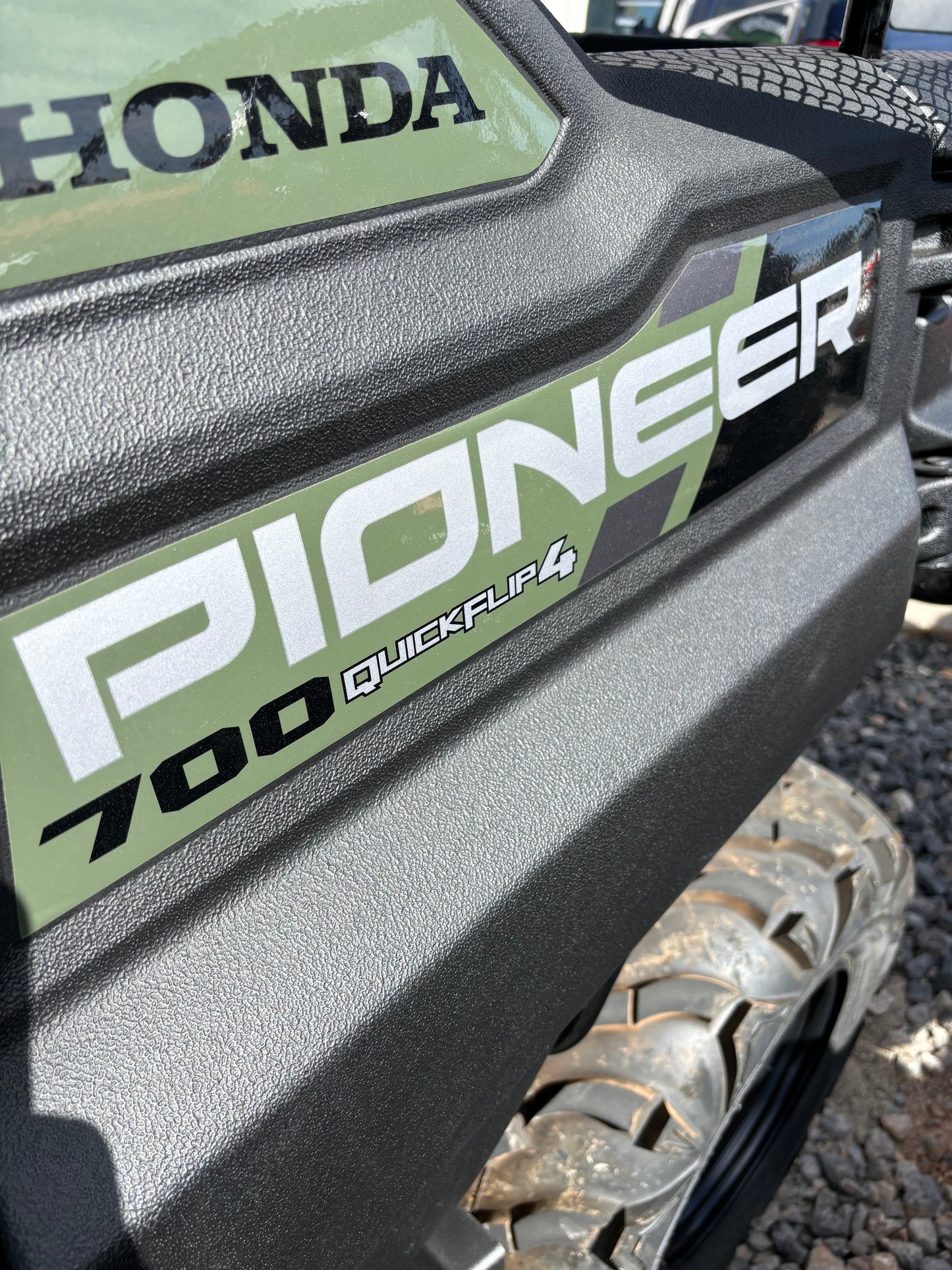 Honda Pioneer 500, 520 & 700