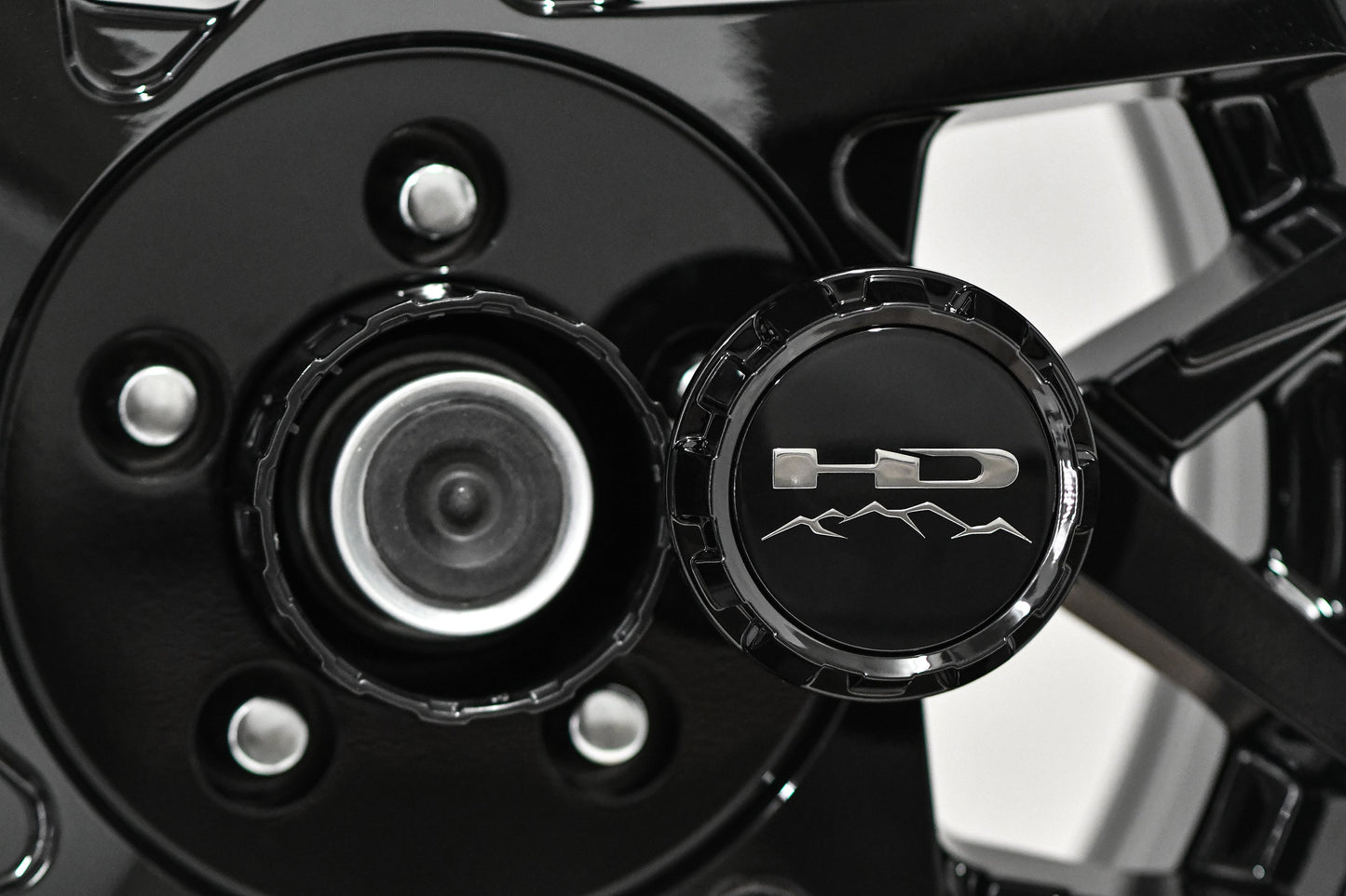 ( 8-LUG ) TALL | PUSH THROUGH HD TRAILER WHEEL CENTER CAPS