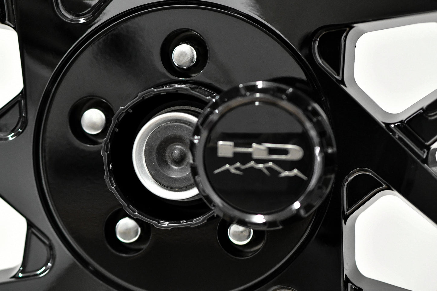 ( 6-LUG ) PUSH THROUGH HD TRAILER WHEEL CENTER CAPS