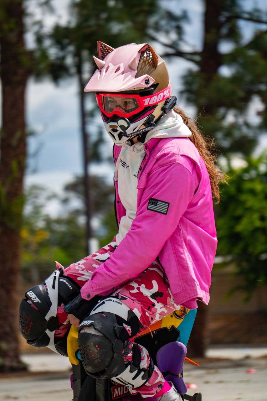 Protective Summer Mesh Shirt for Women - Pink Solid