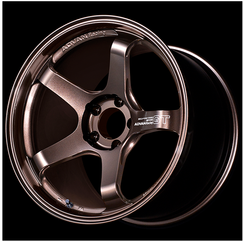Advan GT Beyond 18x9.5 +12 5-114.3 Racing White Wheel YAQB8J12EW