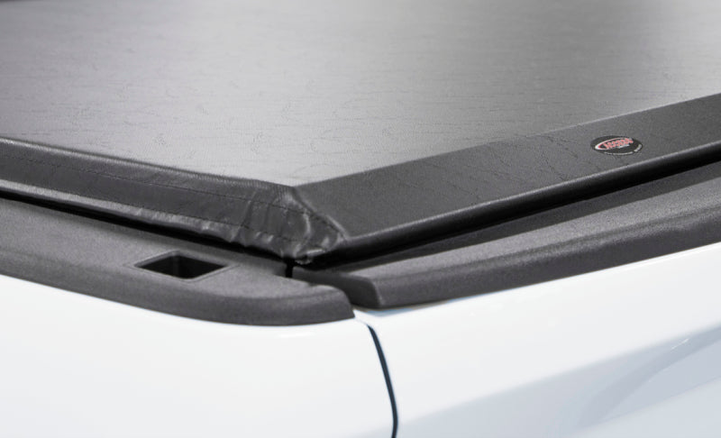 Access Limited 01-05 Chevy/GMC Full Size 6ft 6in Composite Bed (Bolt On) Roll-Up Cover 22219